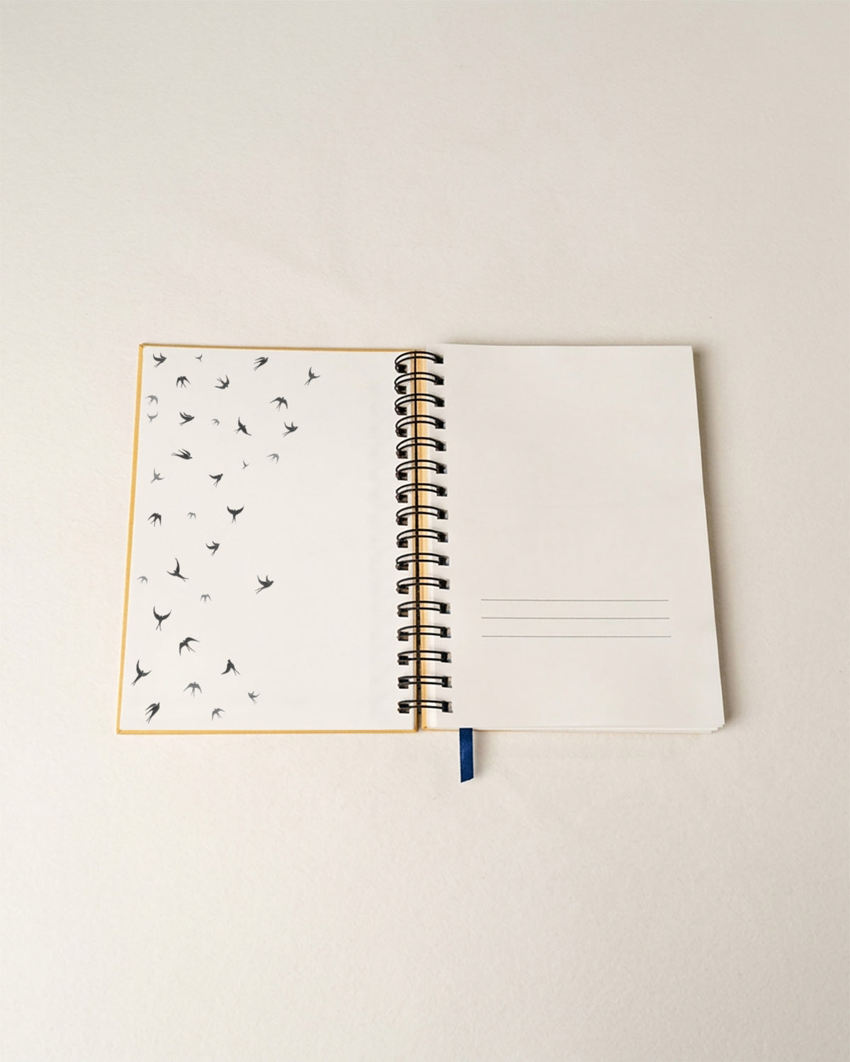 Caderno Espiral Andorinhas
